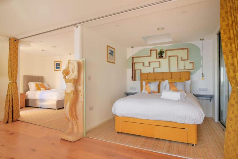 Largigi Offering Two Amazing Panoramic Sea Front Apartments Lyme Regis Kültér fotó
