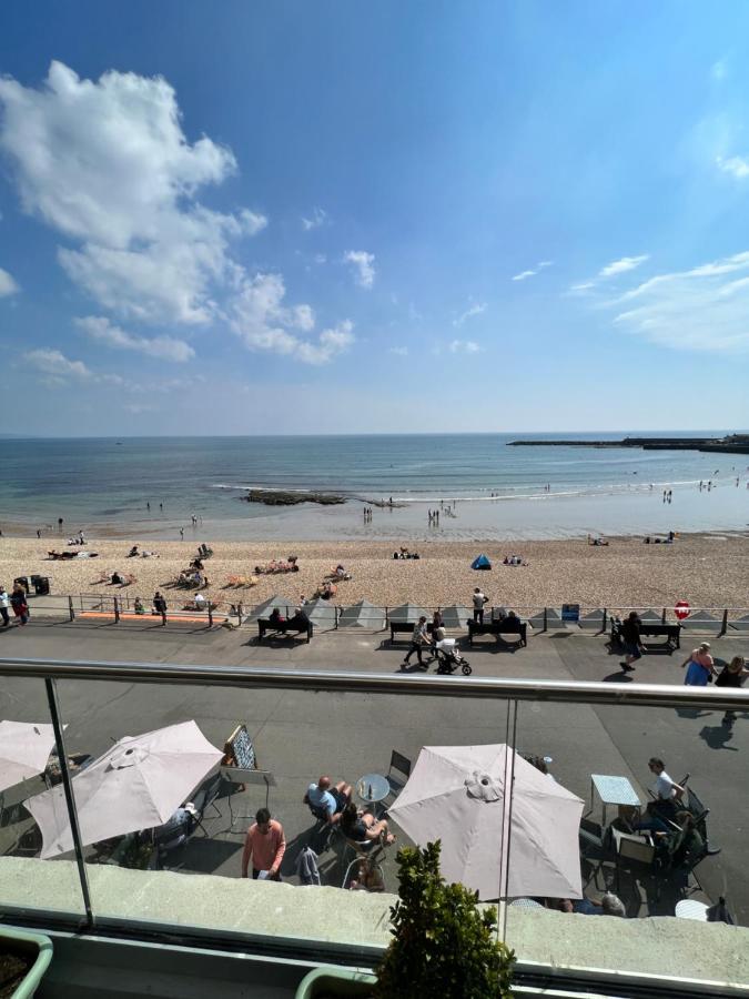 Largigi Offering Two Amazing Panoramic Sea Front Apartments Lyme Regis Kültér fotó